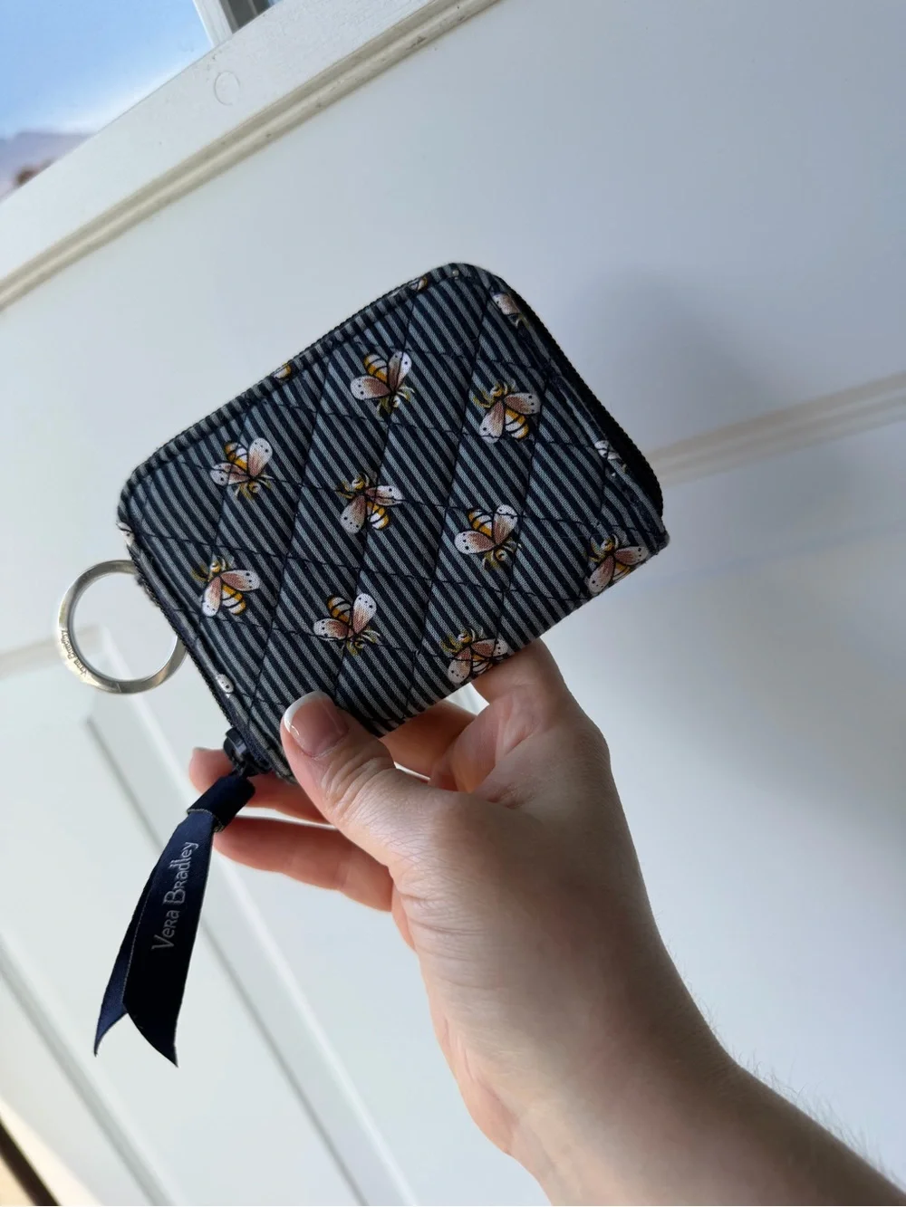 Vera Bradley RFID Petite Zip Around Wallet in “Bees Navy”. - Picture 2 of 6